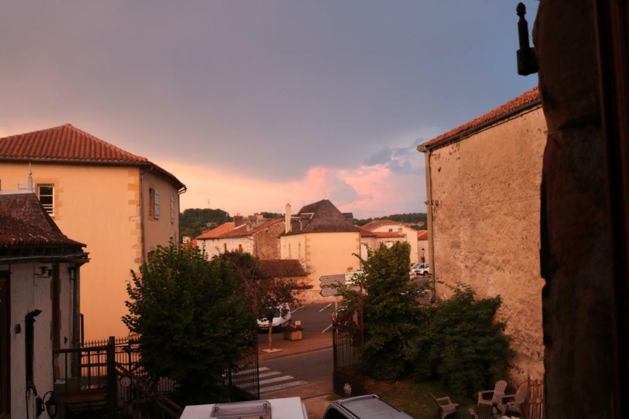 Maison De Maitre I Availles-Limouzine Exteriér fotografie